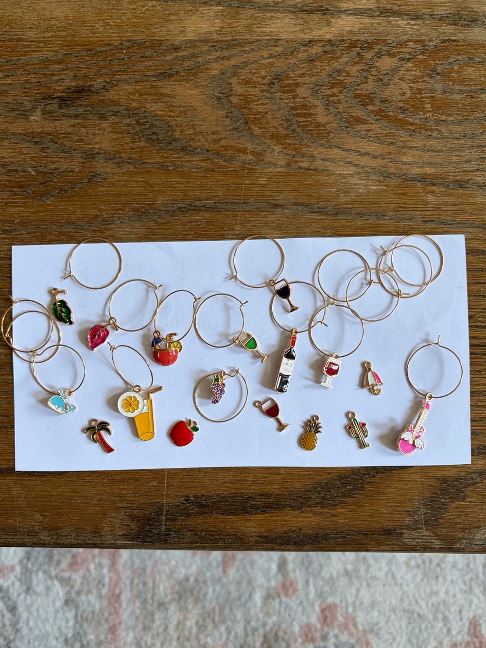 Set of 17 wine glass charms 🍷🍸
